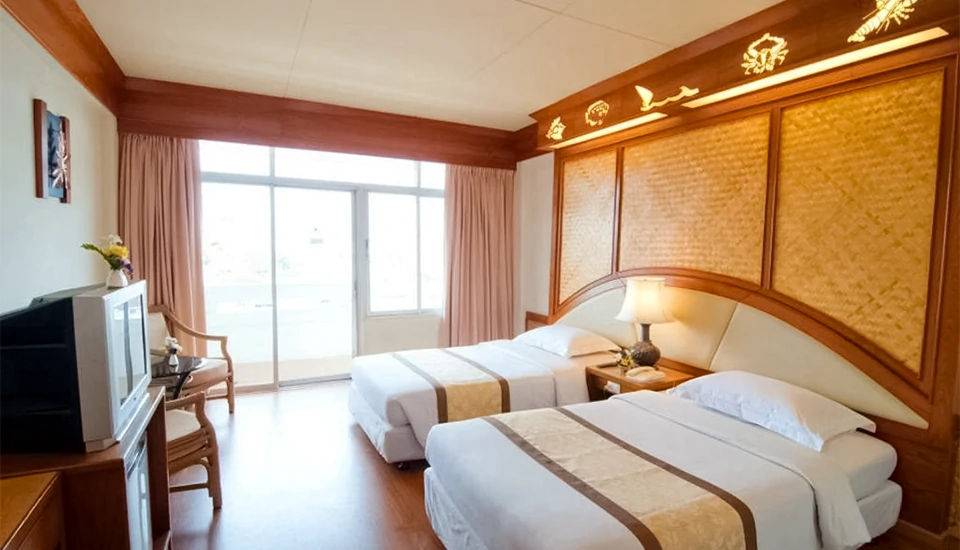 هتل گلدن بیچ پاتایا